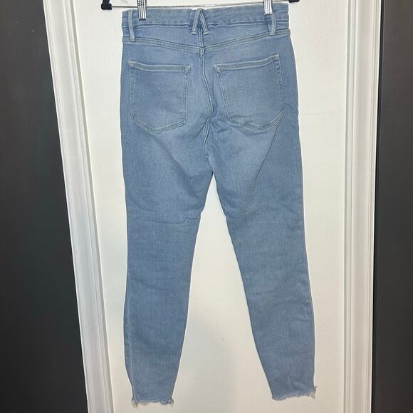 Good American Women's Good Leg Light Wash Skinny Jeans Raw Hem Size 6 28 - Picture 6 of 13